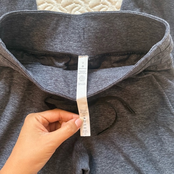 lululemon Athletica | Ready to Rulu High Waisted Jogger Navy/Black 2 - Picture 4 of 6